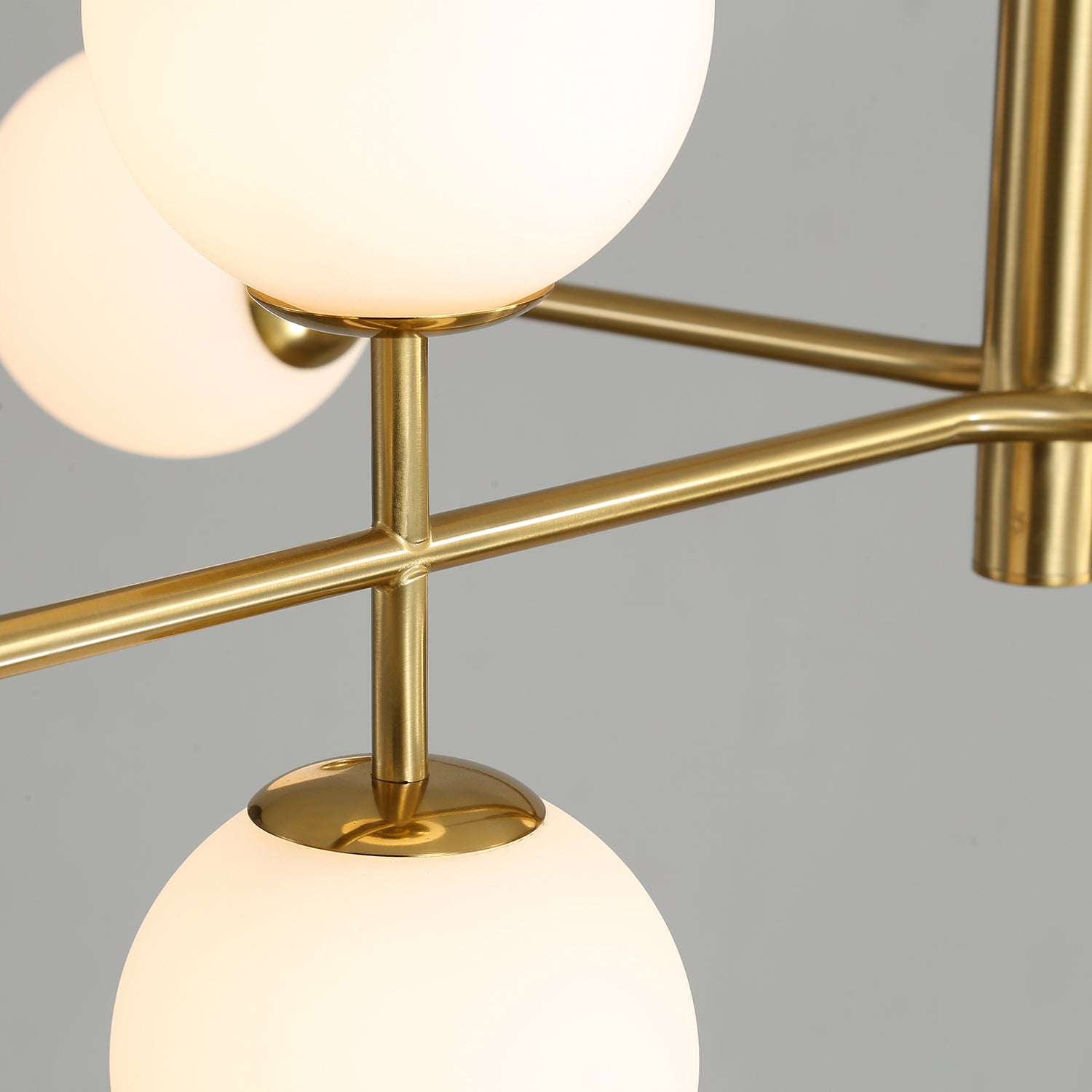 Doris Chandelier Lamp