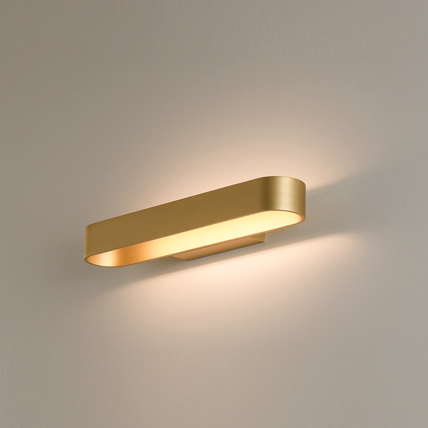 Gala Wall Lamp