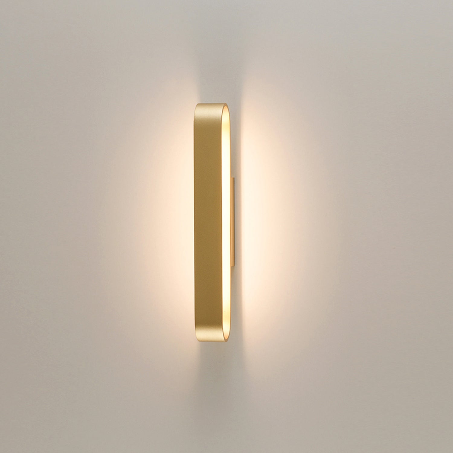 Gala Wall Lamp