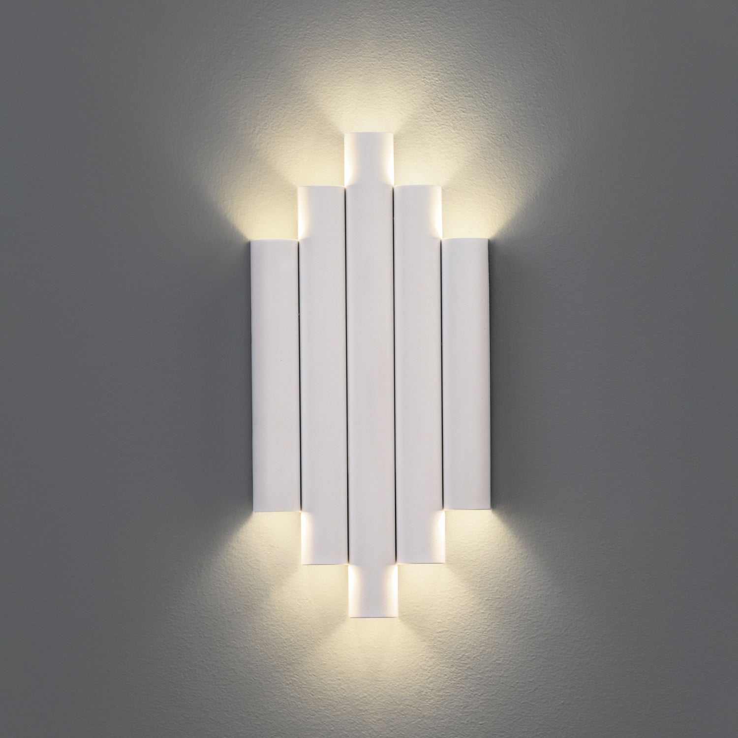 Robin Wall Lamp