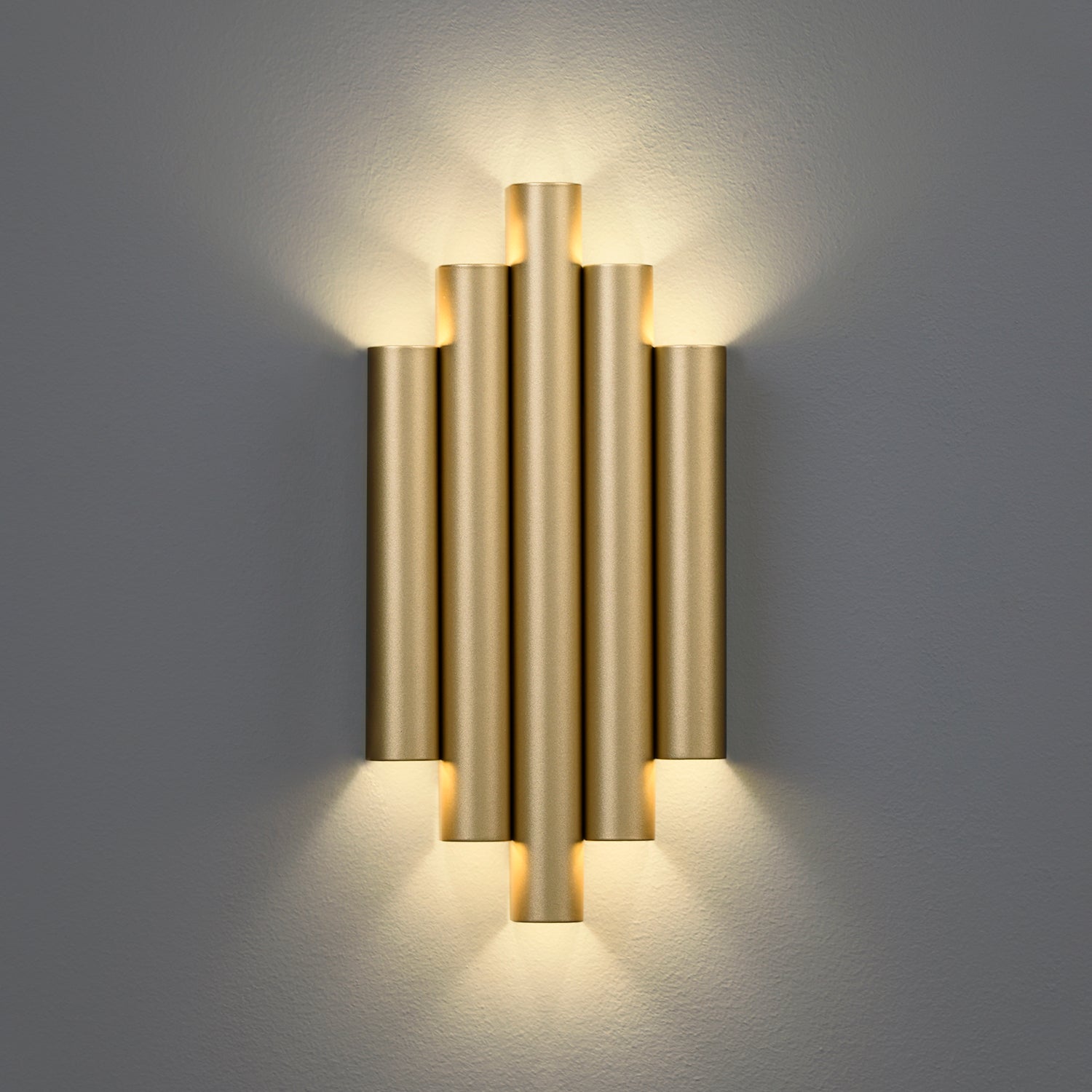 Robin Wall Lamp