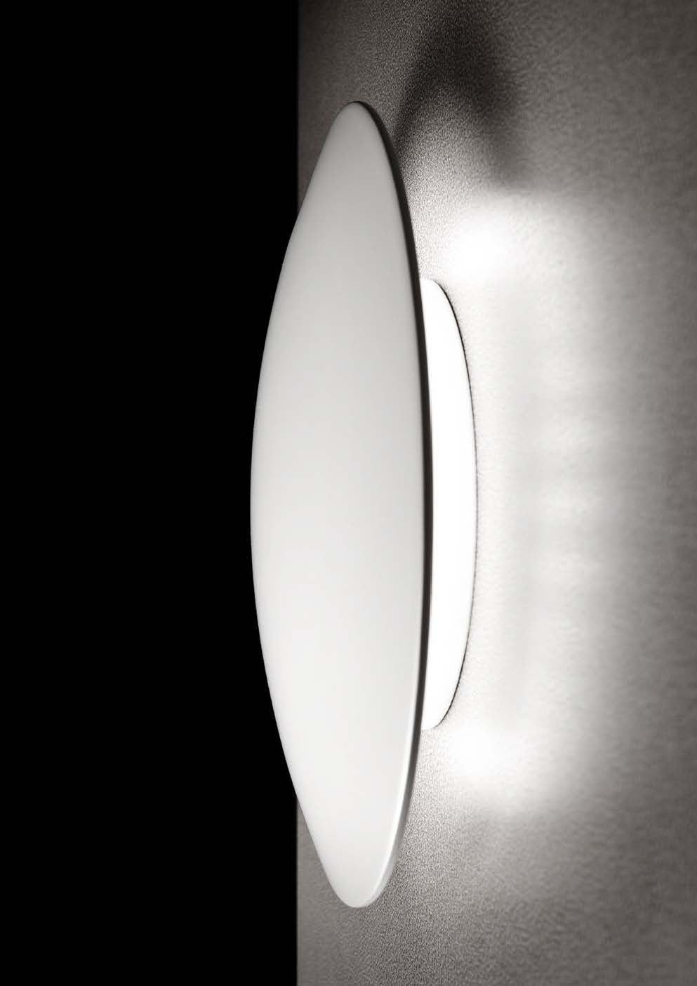 Umbra Wall Lamp